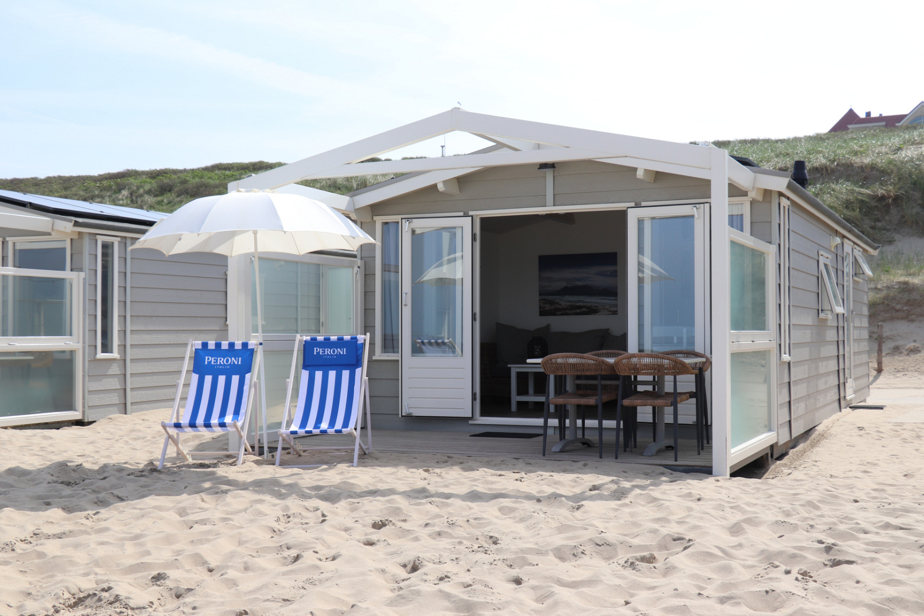 101 Beach Club & Beach Villa’s